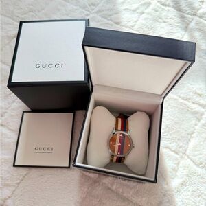 Authentic Gucci Men's Watch with Multicolor Stripes
